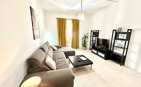 St Julians - Balluta Bay Large 3 Bedroom Apartment